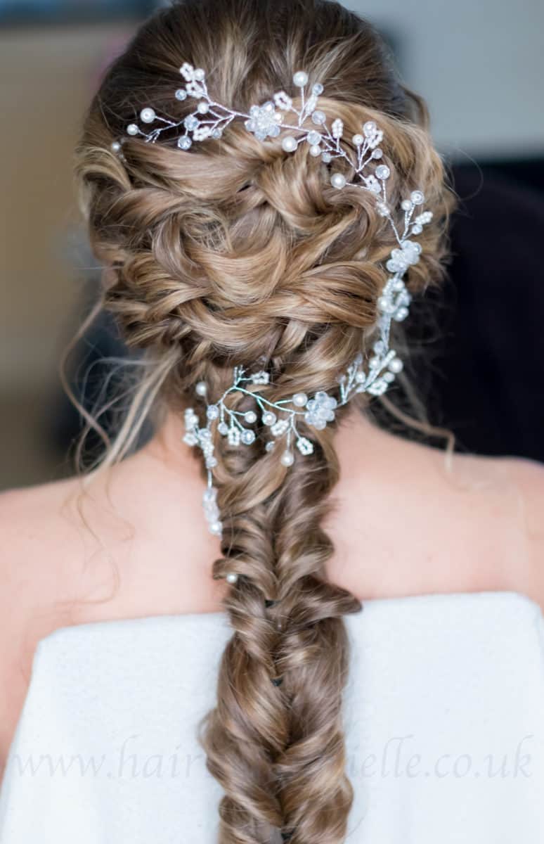 Dazzle wedding accessory
